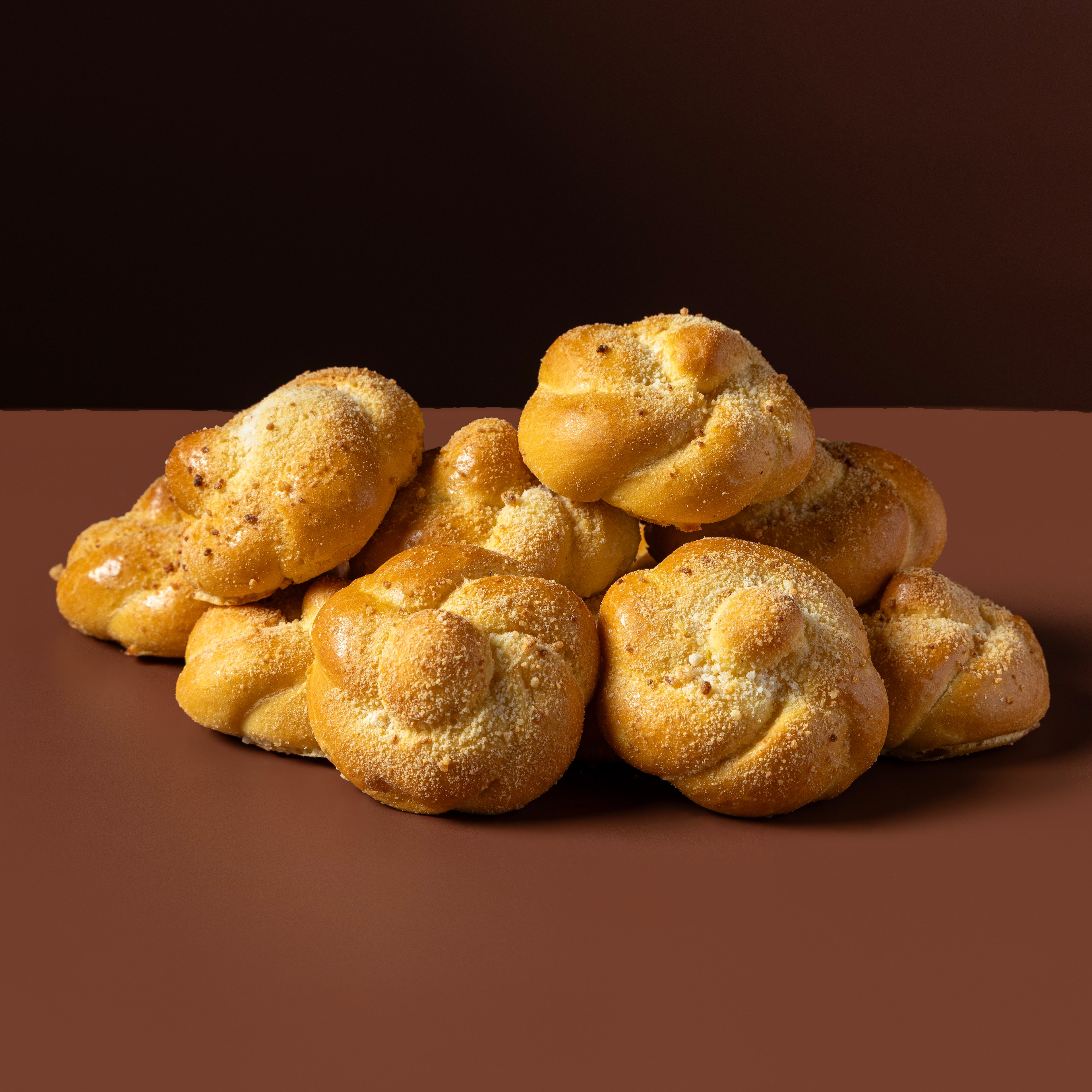 Garlic Parmesan Knots